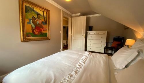 Suite with Lake View