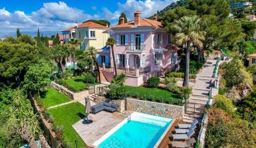 Villa with Sea View