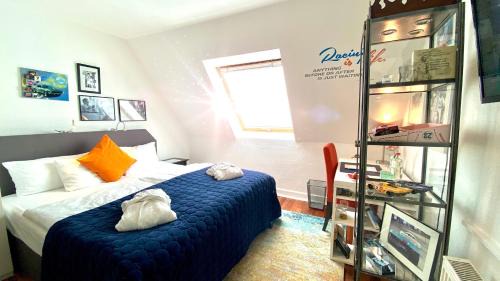 King Room
