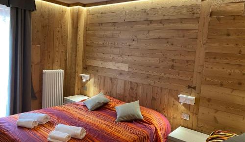 Basic Triple Room