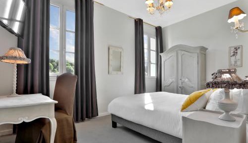 Superior Double Room with River View