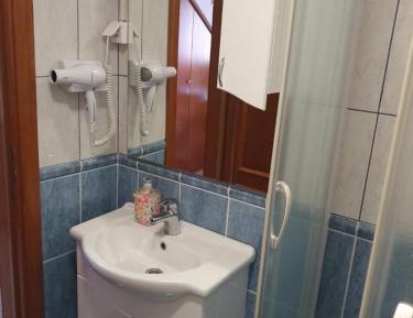 Duplex One Bedroom Apartment with Garden View 