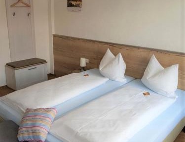 Triple Room with Private External Bathroom