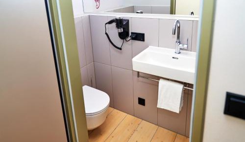 Basic Single Room
