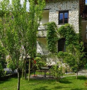 Double Room with Garden View