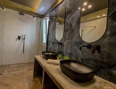 Suite with Balcony