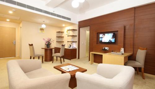 Deluxe Suite
