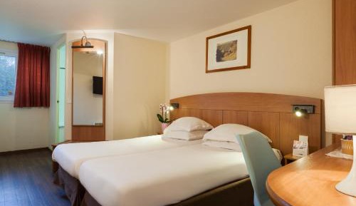 Twin Room - Non-Smoking