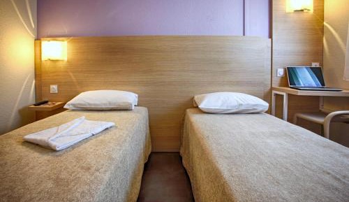 Classic Twin Room