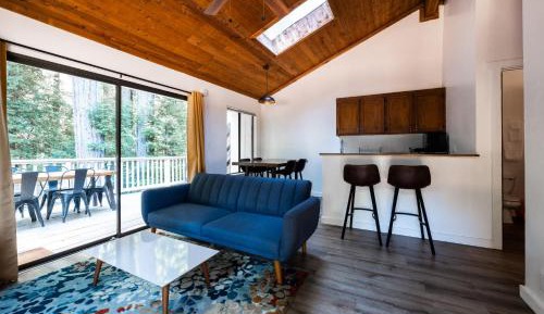 Quail Cabin