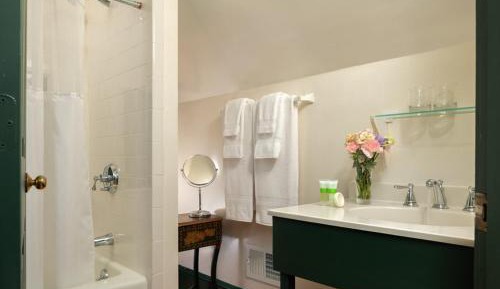Double Room with Private External Bathroom