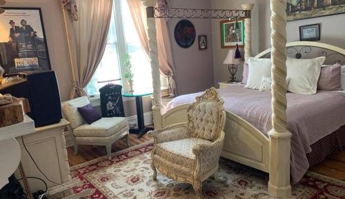 Triple Room with Shared Bathroom