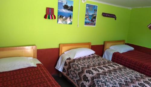 Basic Triple Room with Shared Bathroom