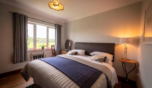 En-suite Double Room with Countryside View