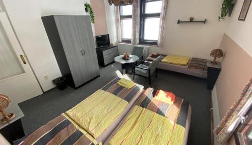 Triple Room with Private Bathroom