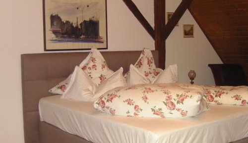 Large Twin Room