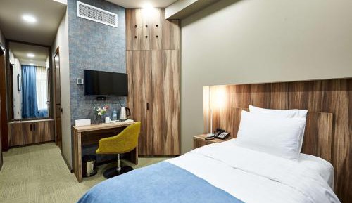 Economy Single Room