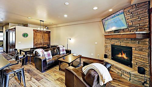 Two-Bedroom Townhouse