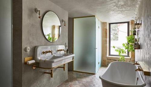 Deluxe Double Room with Bath