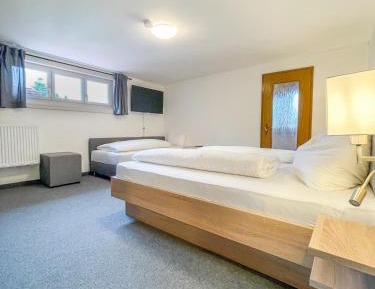 Large Double Room