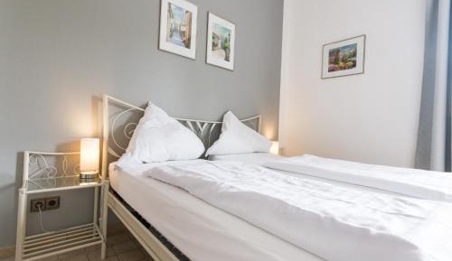 Single Room with Private Bathroom