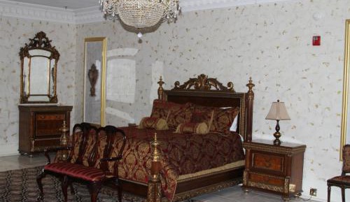Governors Suite 