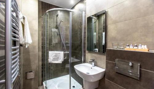 Superior Double Room with Sofa