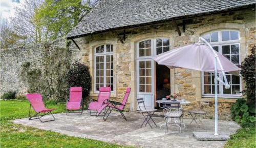 Three-Bedroom Holiday Home 