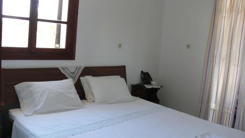 Two-Bedroom Apartment with Balcony and Sea View