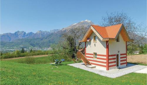 One-Bedroom Holiday Home