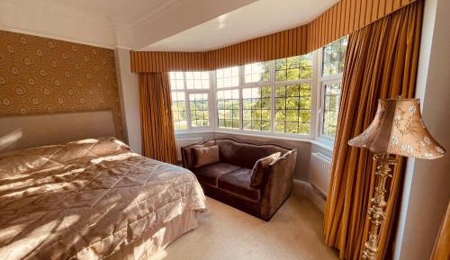 Standard Family Room