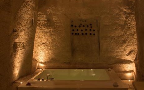 King Room with Spa Bath