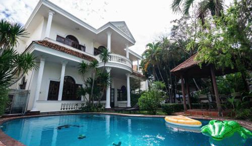 Villa with Private Pool