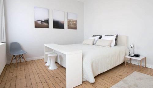 Suite - 1st floor