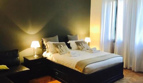 Large Double Room with Private External Bathroom