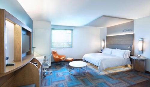 Standard King Room