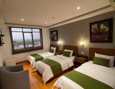 Deluxe Triple Room