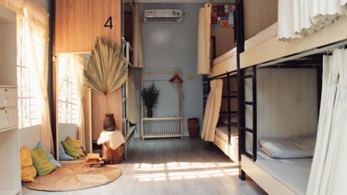 Bed in 6-Bed Mixed Dormitory Room