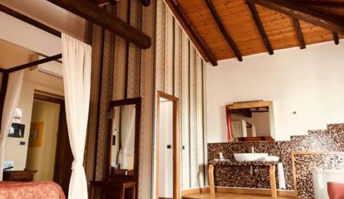 King Suite with Spa Bath