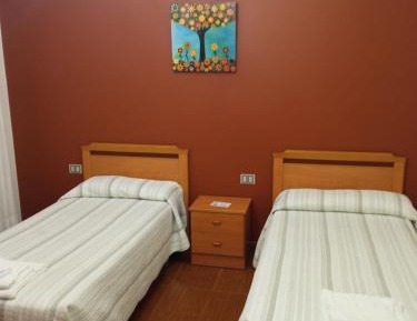 Twin Room with Private Bathroom