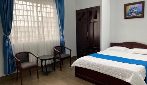 Queen Room