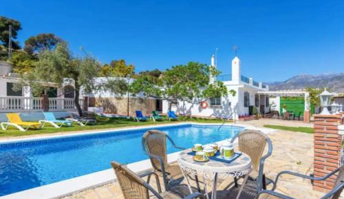 Villa with Sea View