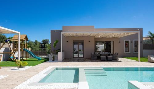 Villa with Private Pool