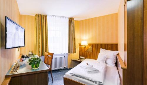 Small Single Room