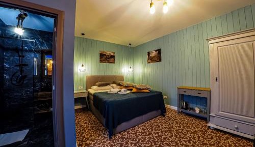 Deluxe Bungalow