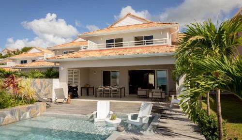 Villa with Sea View