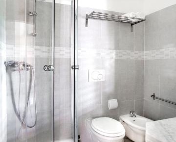 Two-Bedroom Apartment (5 Adults)