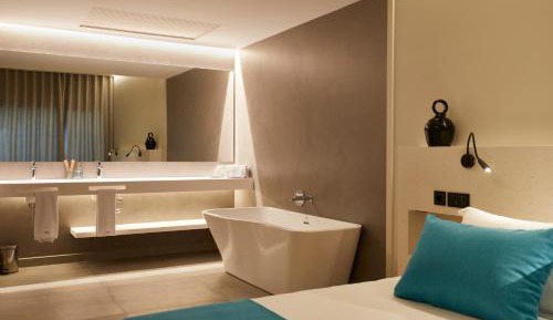Junior Suite with Garden View