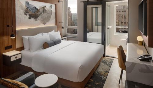 Standard King Room