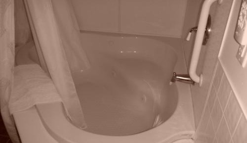 King Room with Spa Bath